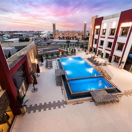 Best Western Plus Al Qurayyat City Center Εξωτερικό φωτογραφία