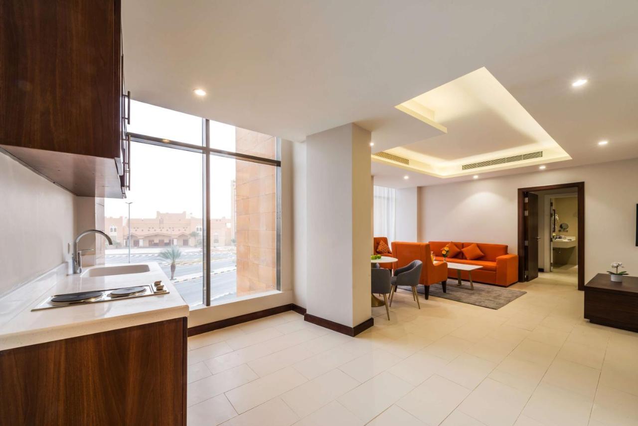 Best Western Plus Al Qurayyat City Center Εξωτερικό φωτογραφία