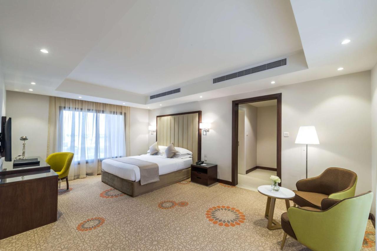 Best Western Plus Al Qurayyat City Center Εξωτερικό φωτογραφία