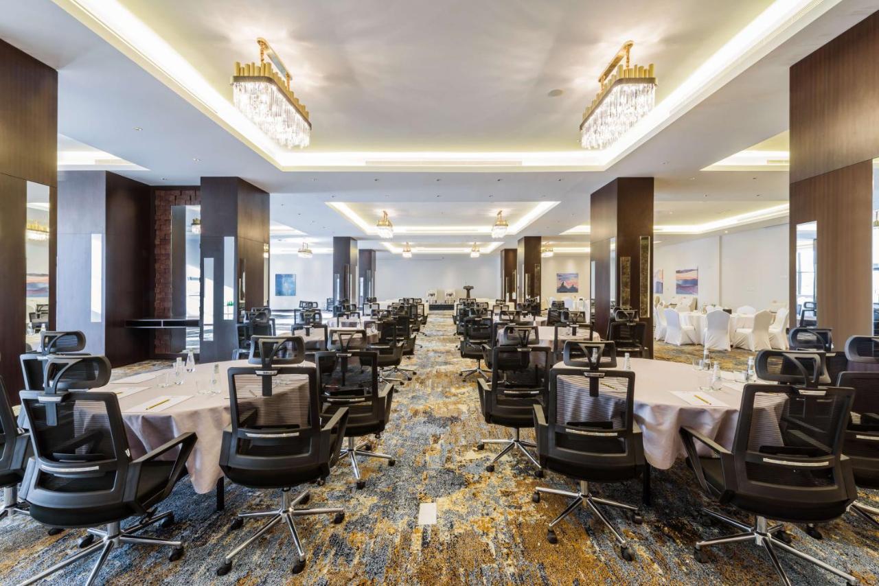 Best Western Plus Al Qurayyat City Center Εξωτερικό φωτογραφία