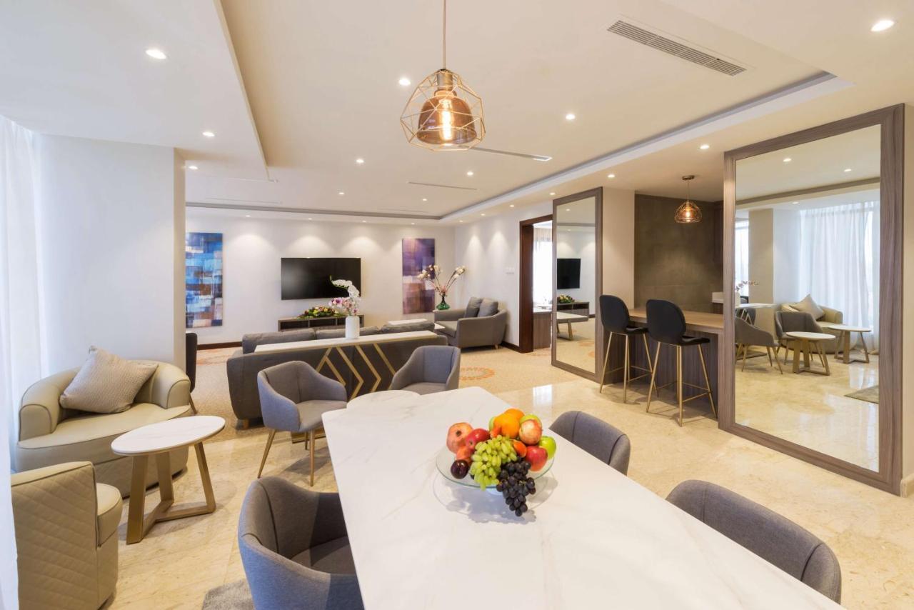 Best Western Plus Al Qurayyat City Center Εξωτερικό φωτογραφία